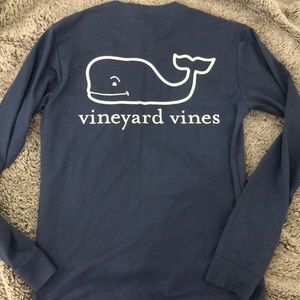 Vineyard Vines Blue long sleeve XS